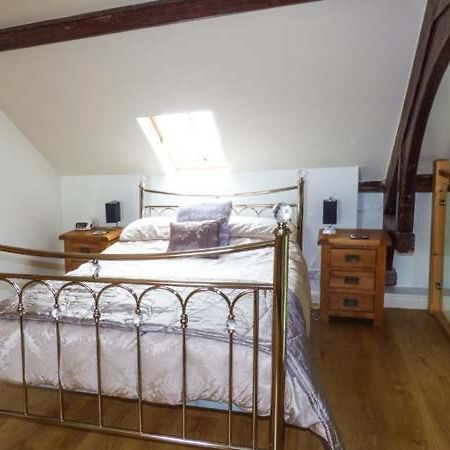 Eglwys St Cynfil Villa Pwllheli Exteriör bild