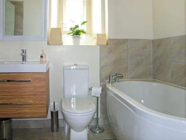 Eglwys St Cynfil Villa Pwllheli Exteriör bild